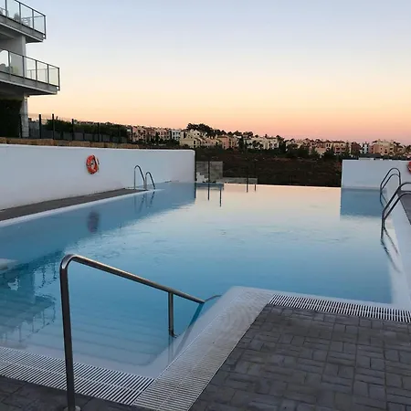 Apartment Sunrise Heights 2035