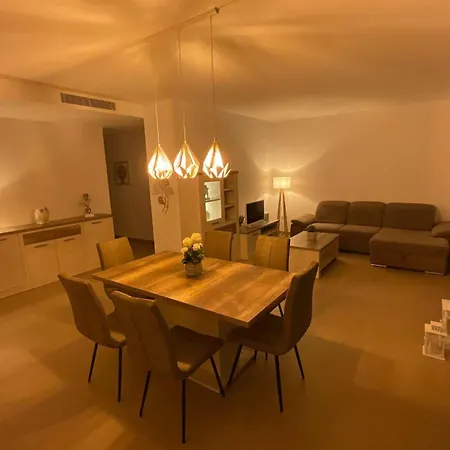 Sunrise Heights 2035 Apartment *