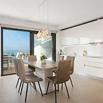 Apartamento Sunrise Heights 2035 *