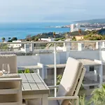 Apartamento Sunrise Heights 2035