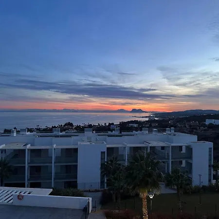Sunrise Heights 2035 Apartamento